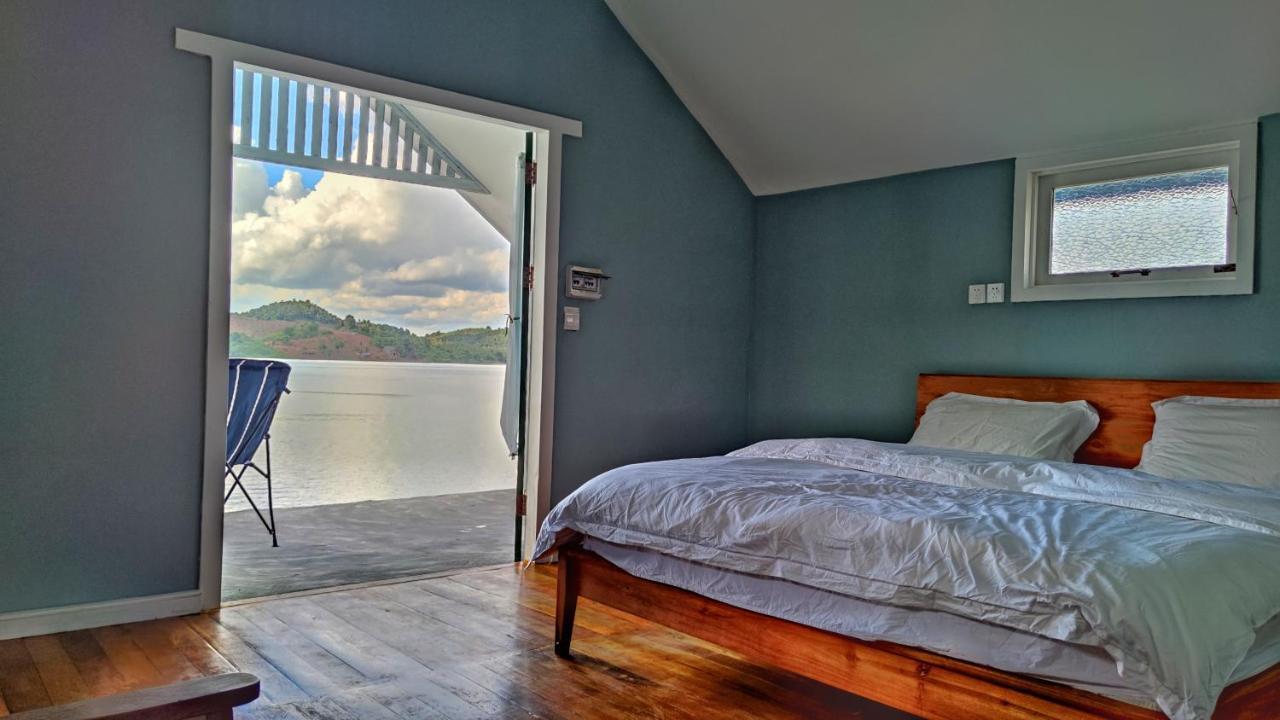 Sunset Nam Ngum Resort Vangviang Kültér fotó