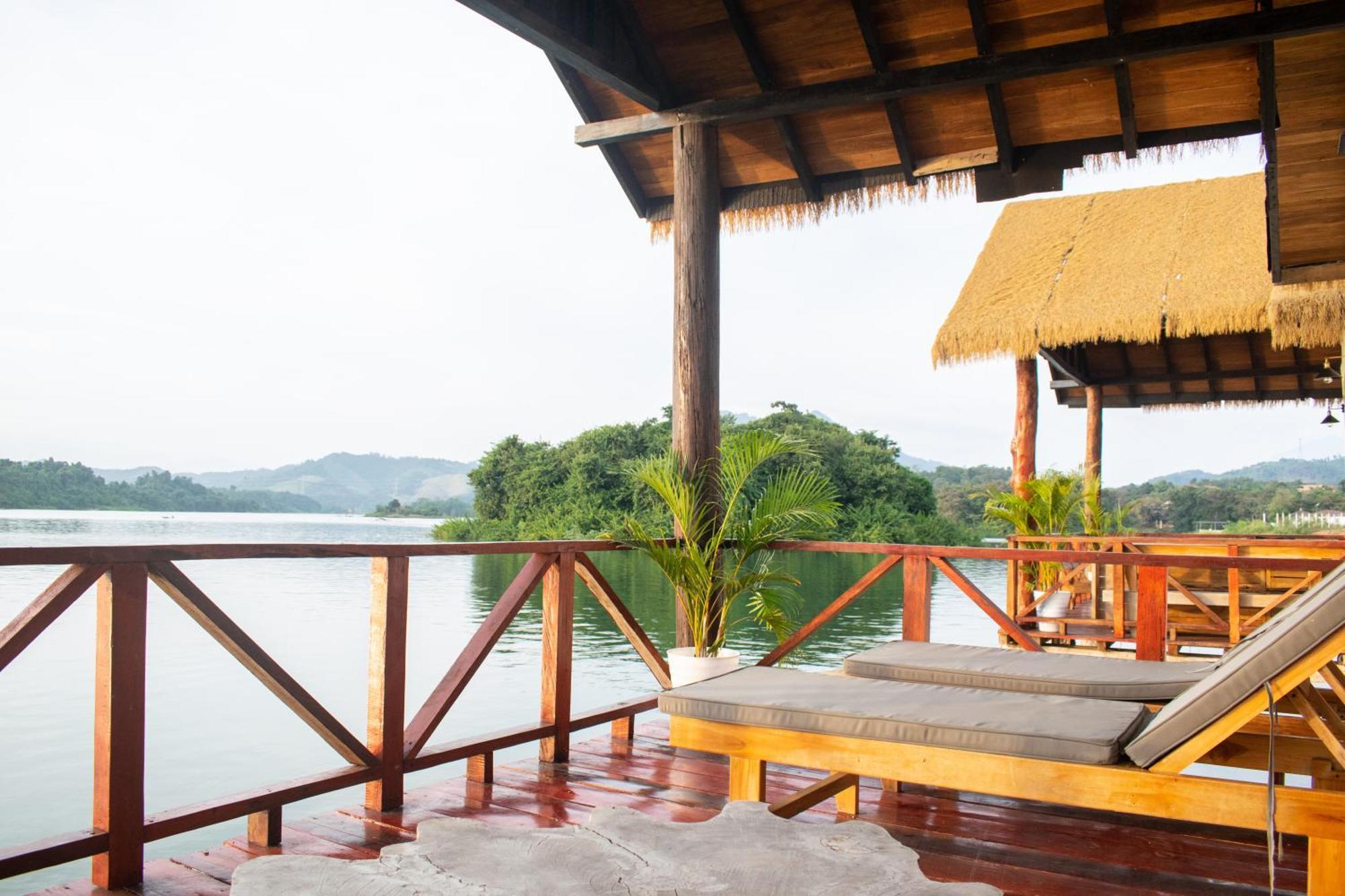 Sunset Nam Ngum Resort Vangviang Kültér fotó