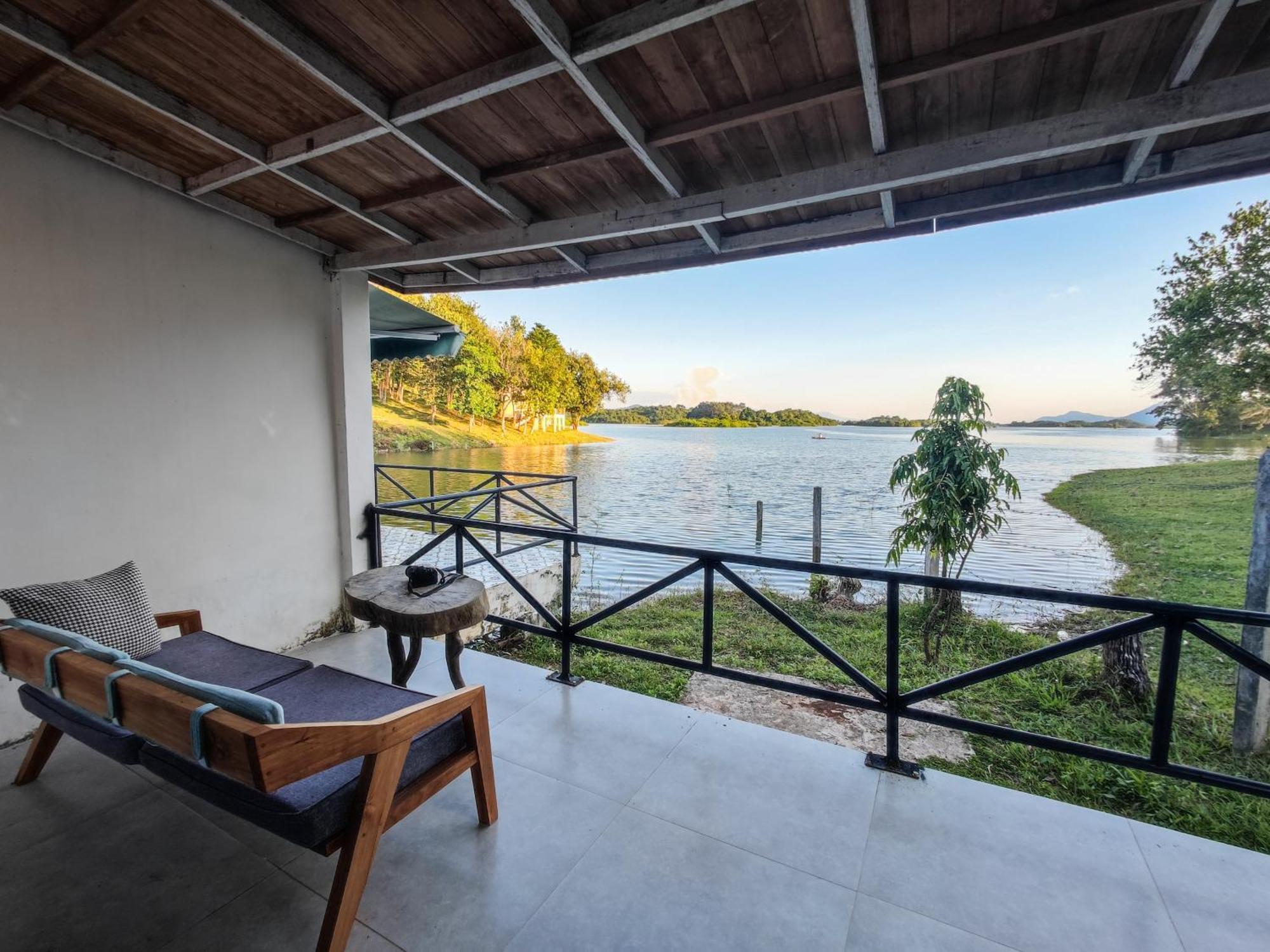 Sunset Nam Ngum Resort Vangviang Kültér fotó